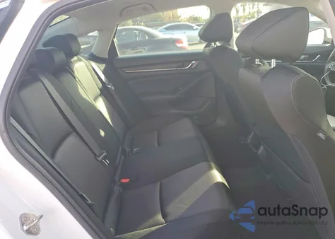 2019 Honda Accord Hybrid z USA, uszkodzony, nr VIN 1HGCV3F18KA003713